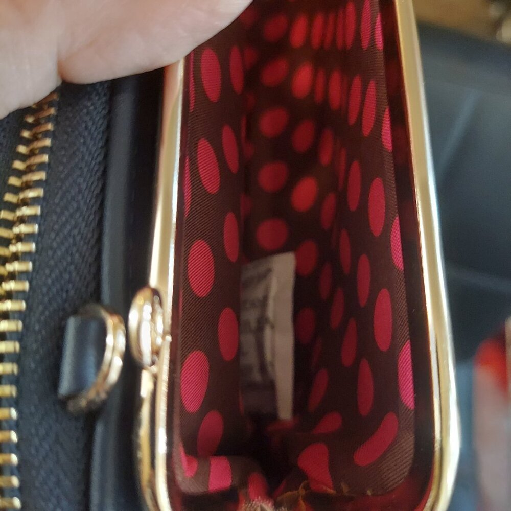Nicole Lee Wallet and Coin Purse Crossbody - Picture 5 of 8